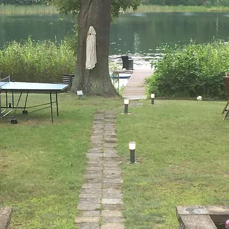 펜션 Haus Am Mit Steg Und Boot