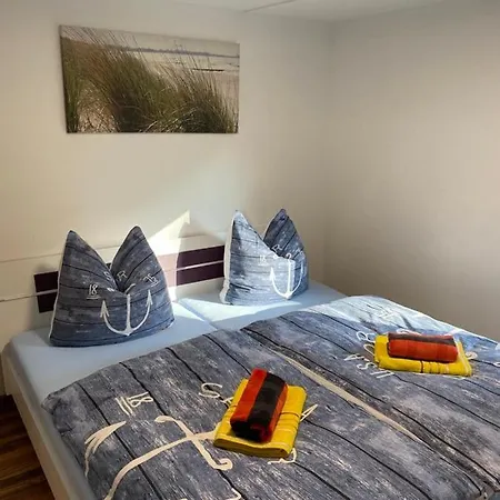 Holiday home Haus Am Mit Steg Und Boot Wandlitz